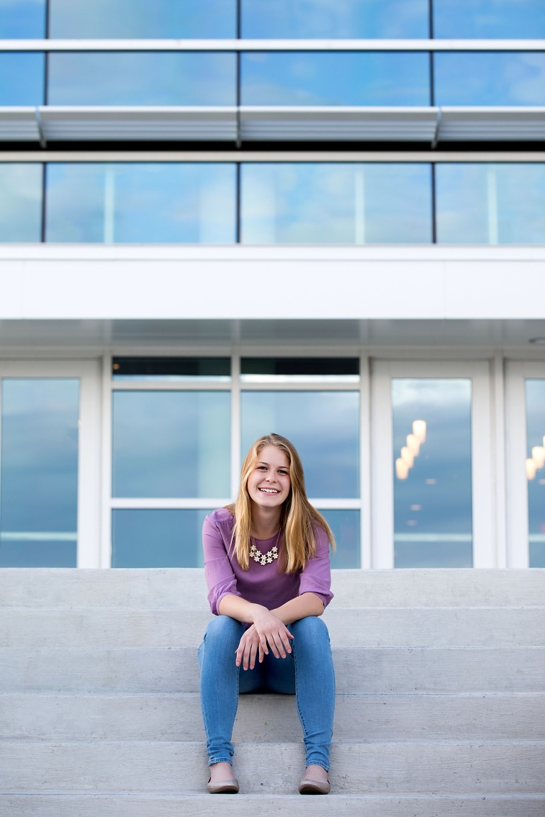 reflecting beauty, senior pictures, downtown rochester mn, urban flair photography, senior pictures, rochester mn civic center